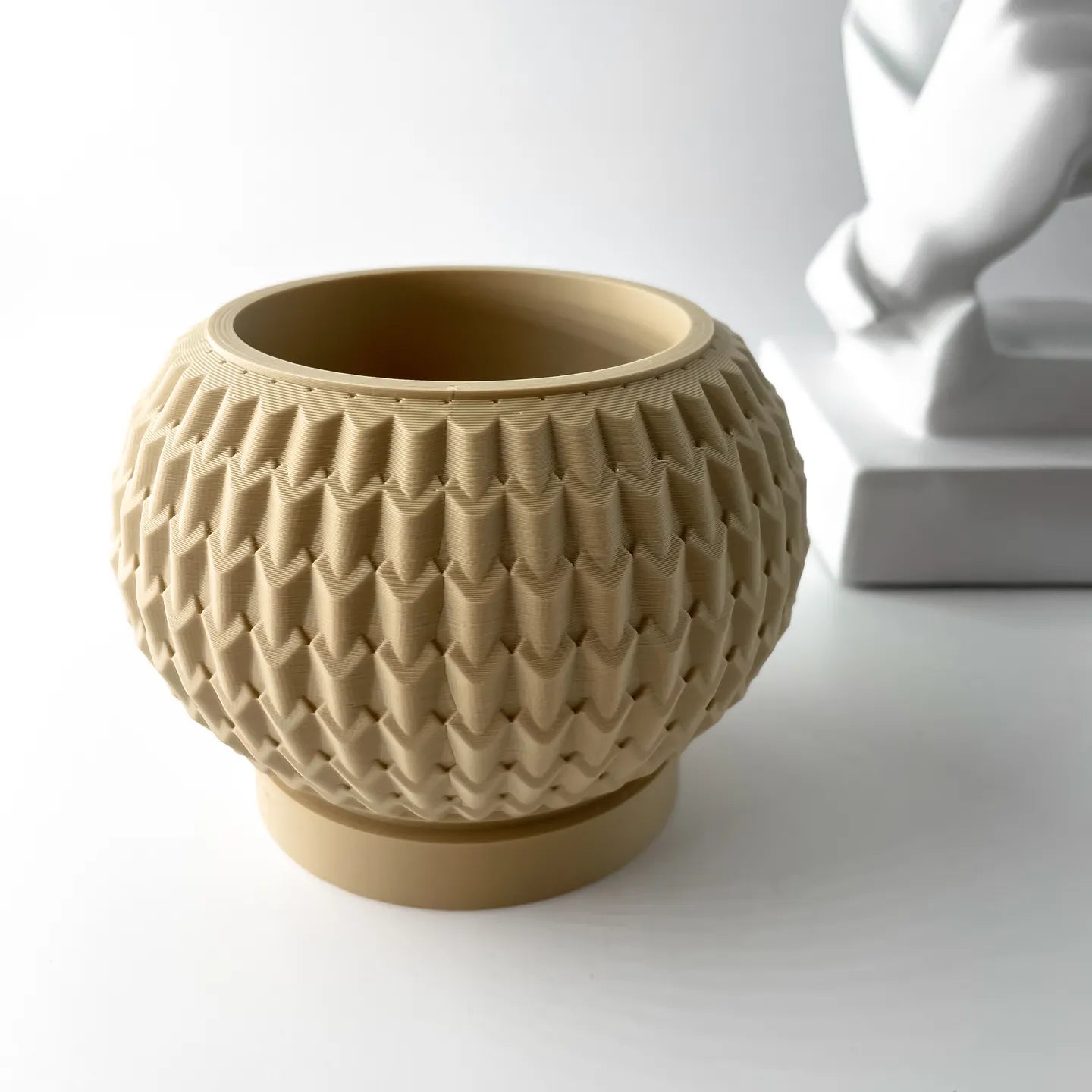 Iver Planter Pot with Tray image 3