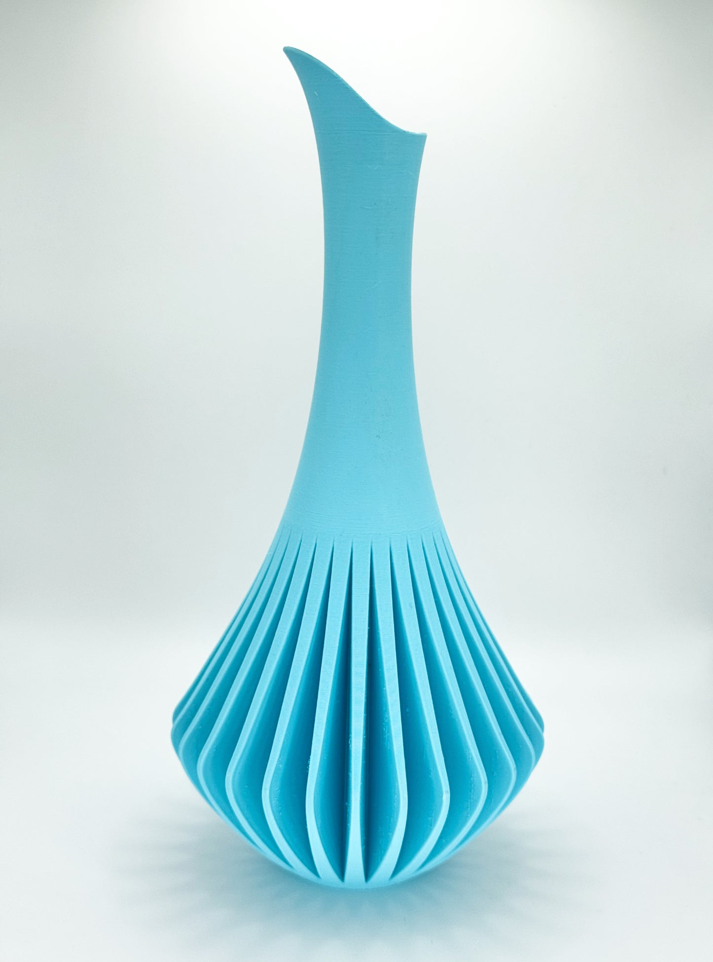 Svelte Silhouette Vase image 4