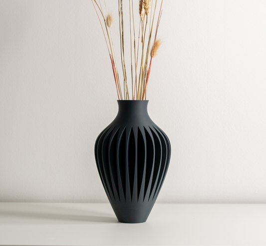 Silhouette Vase image 0