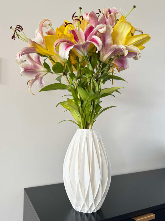 Kivra Vase image 0