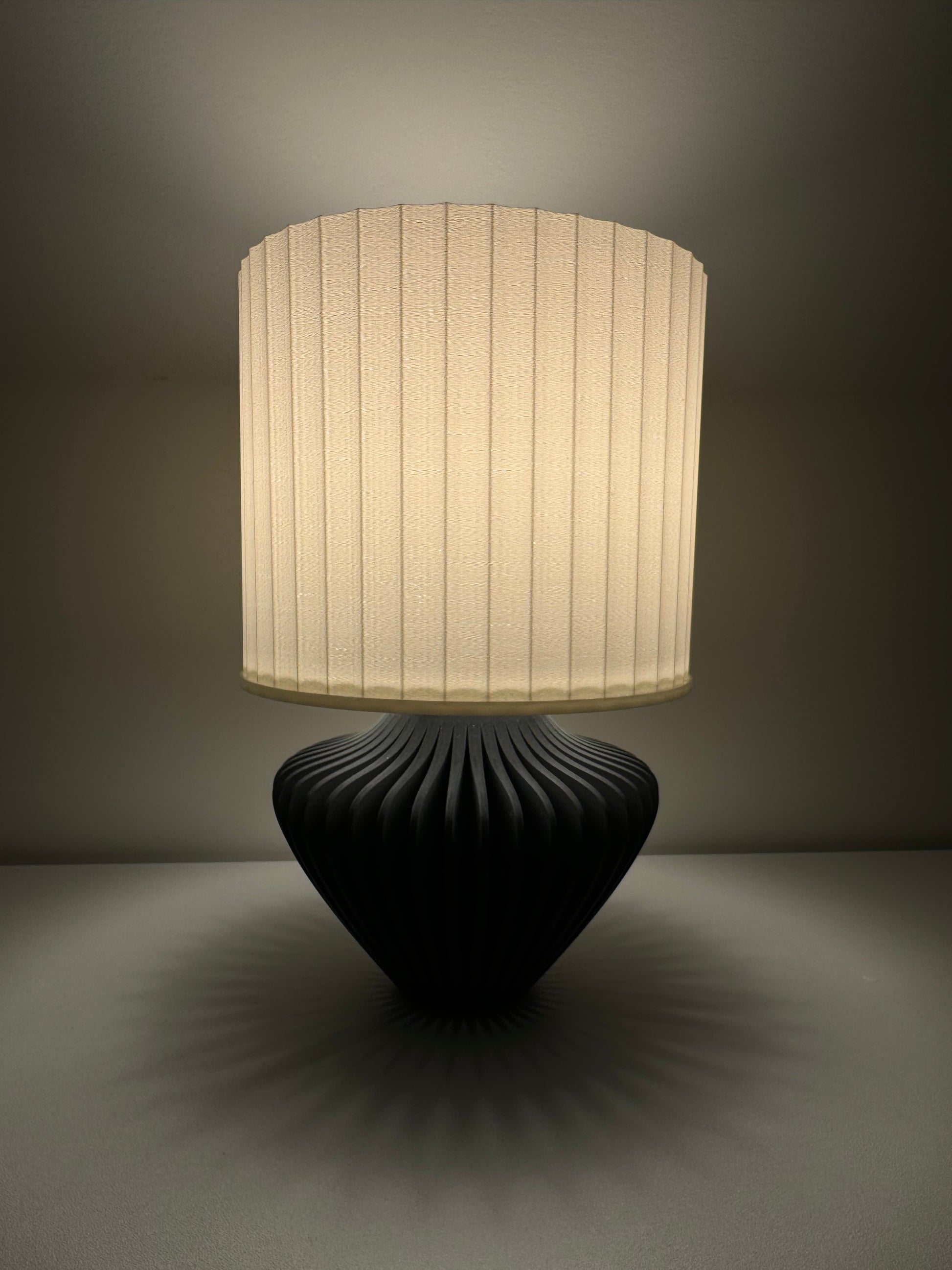 Amora Light image 1
