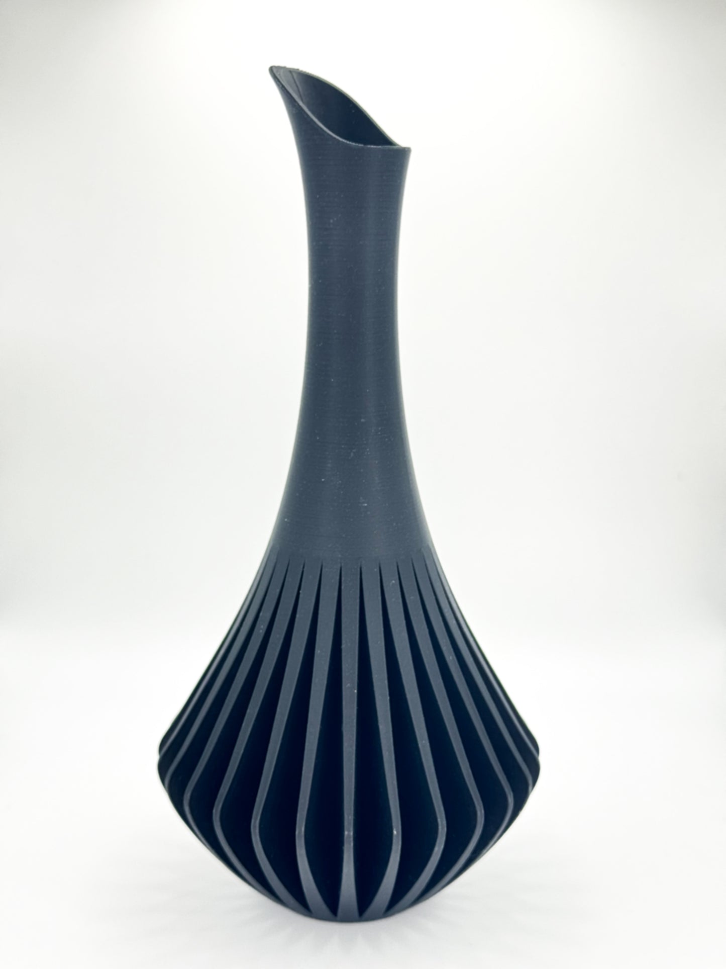 Svelte Silhouette Vase image 2