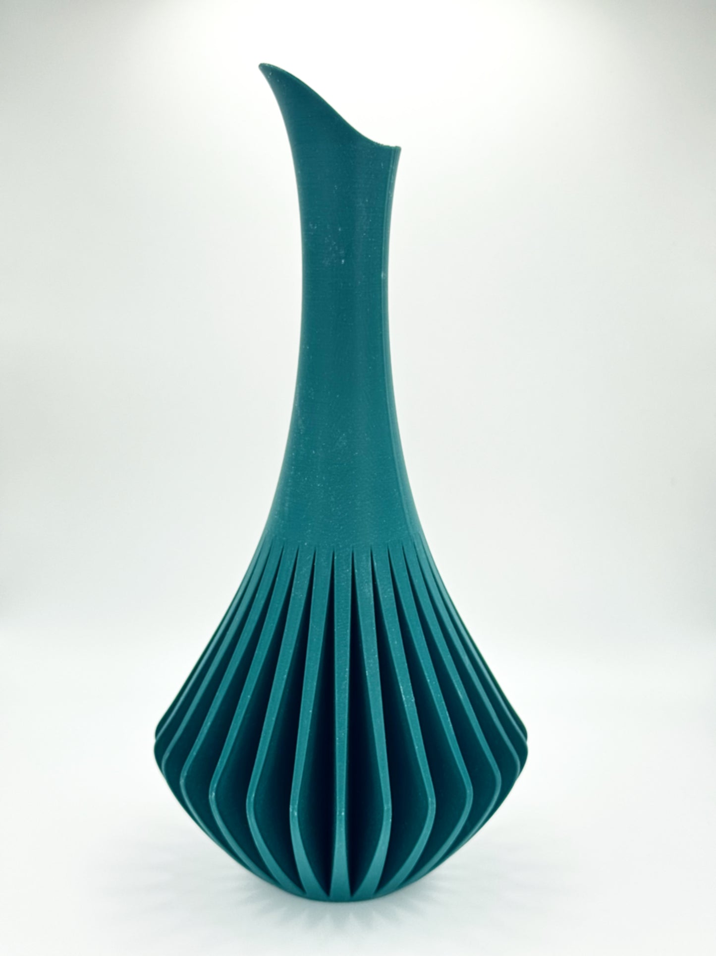 Svelte Silhouette Vase image 5
