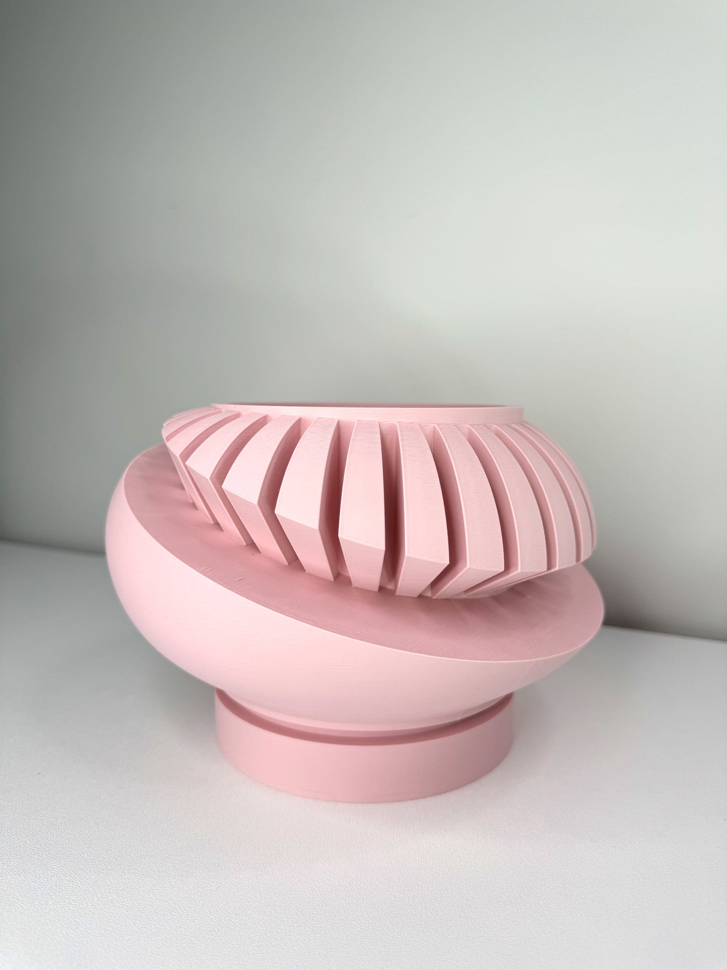 Luxar Planter Pot image 1
